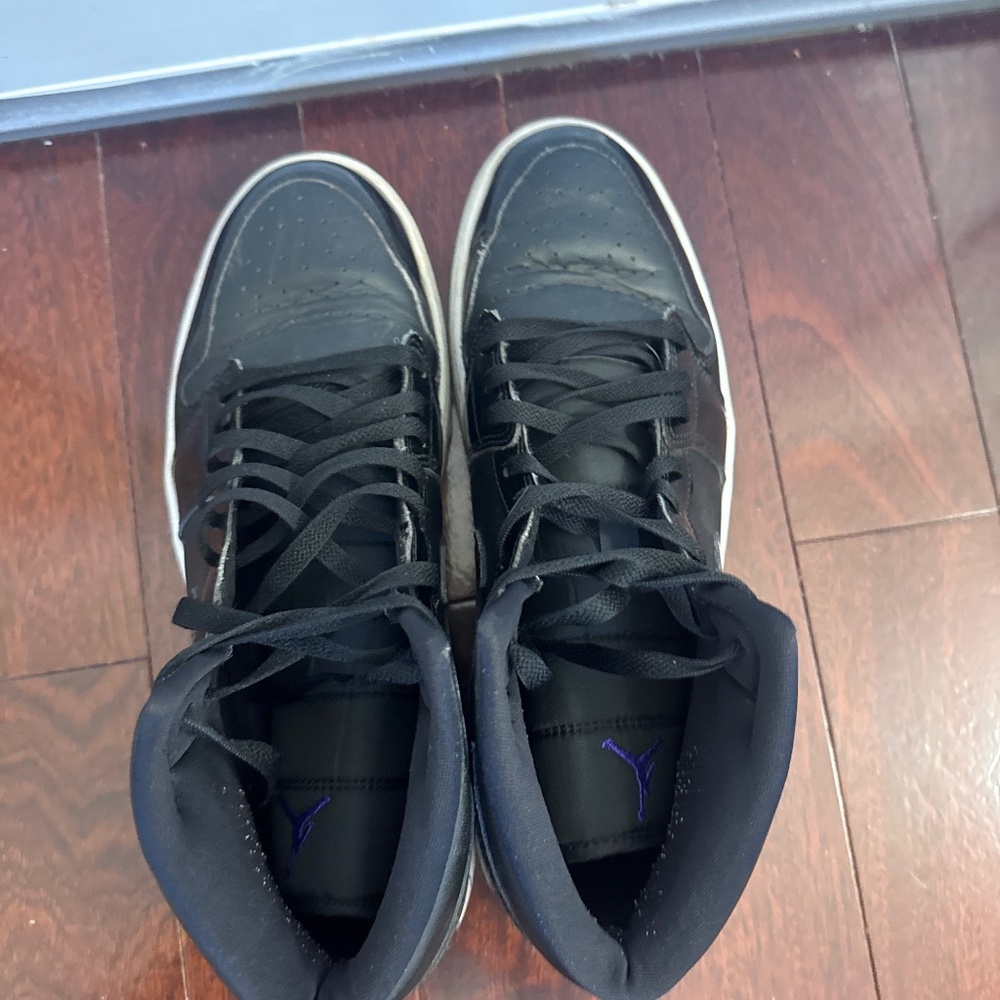 Men’s size 12 Jordan 1 Mid SpaceJam SE